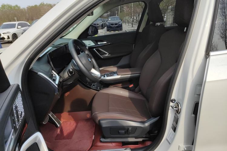 Used BMW X1 2024 sDrive25Li X Design Package Left Front Seat