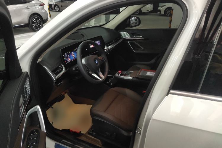 Used BMW X1 2024 sDrive25Li X Design Package Left Front Seat