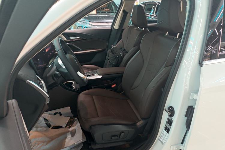 Used BMW X1 2024 sDrive25Li X Design Package Left Front Seat