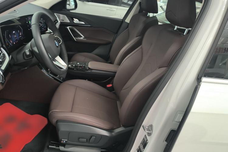 Used BMW X1 2024 sDrive25Li X Design Package Left Front Seat
