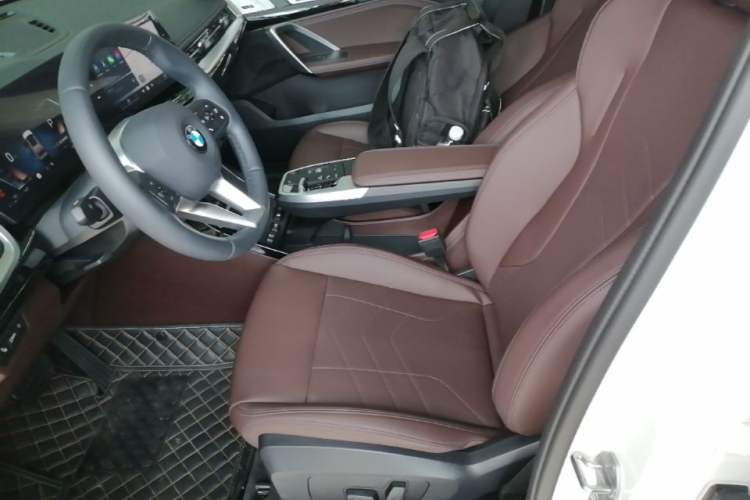 Used BMW X1 2024 sDrive25Li X Design Package Left Front Seat