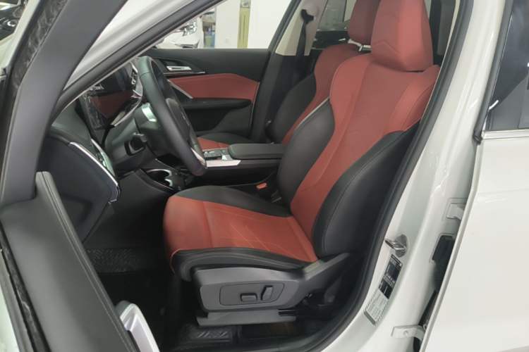 Used BMW X1 2024 sDrive25Li X Design Package Left Front Seat
