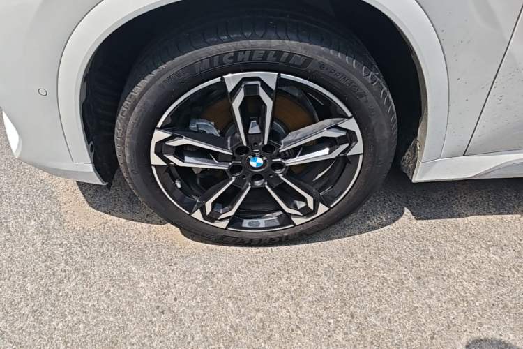 Used BMW X1 2024 sDrive25Li M Sport Package Left Front Wheel Hub