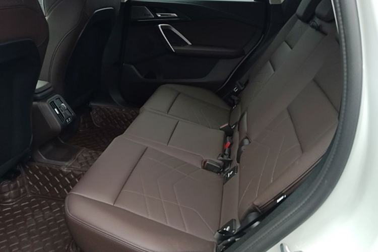 Used BMW X1 2024 sDrive25Li X Design Package Left Rear Seat