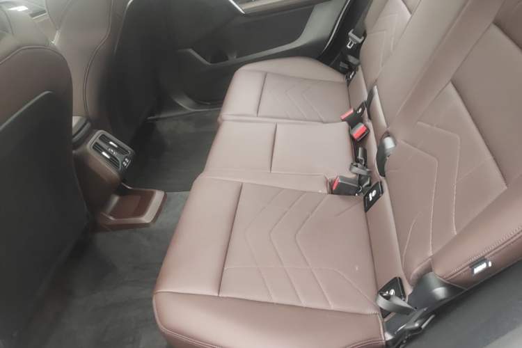 Used BMW X1 2024 sDrive25Li X Design Package Left Rear Seat