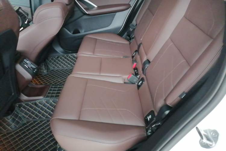Used BMW X1 2024 sDrive25Li X Design Package Left Rear Seat