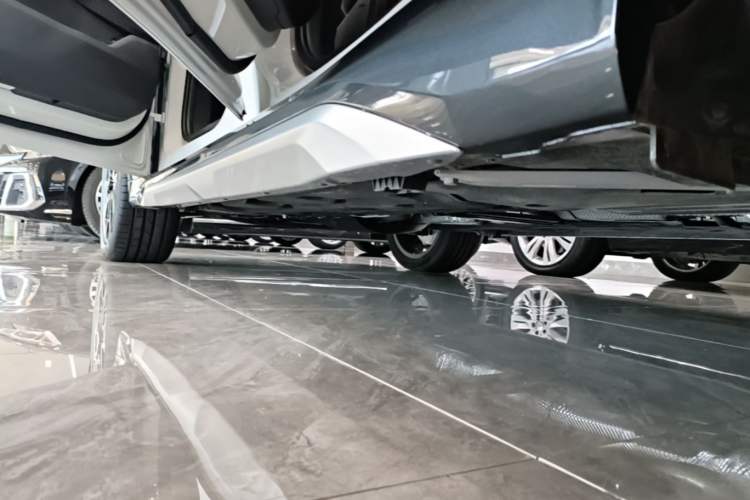 Used BMW X1 2024 sDrive25Li X Design Package Left Side Sill