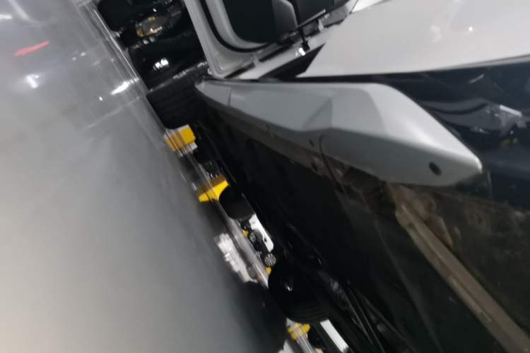 Used BMW X1 2024 sDrive25Li X Design Package Left Side Sill