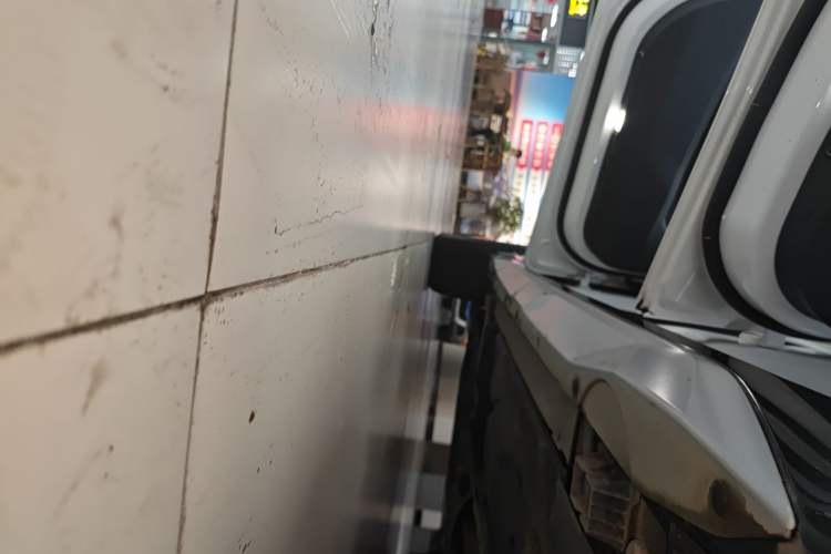 Used BMW X1 2024 sDrive25Li X Design Package Left Side Sill