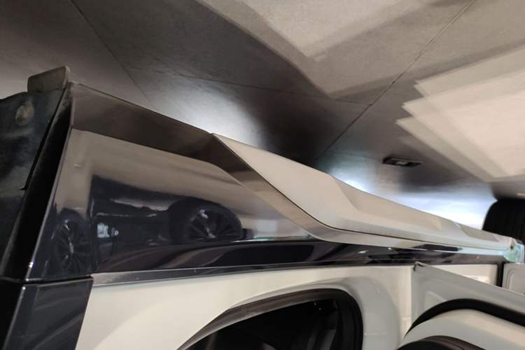 Used BMW X1 2024 sDrive25Li X Design Package Left Side Sill