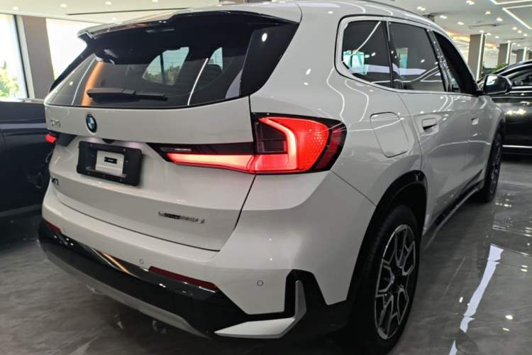 Used BMW X1 2024 sDrive25Li X Design Package Rear Right 45 Deg