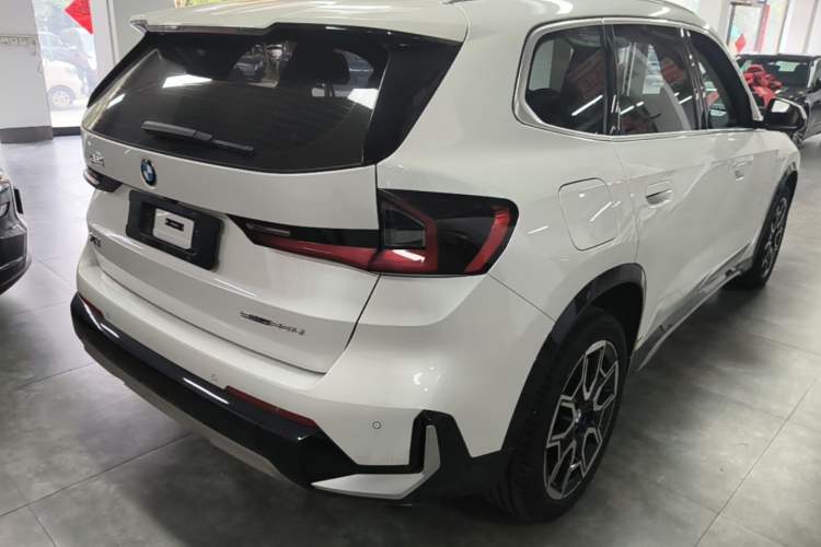 Used BMW X1 2024 sDrive25Li X Design Package Rear Right 45 Deg