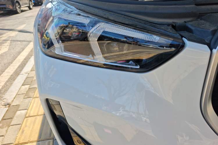 Used BMW X1 2024 sDrive25Li M Sport Package Right Front Headlight