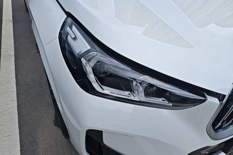 Used BMW X1 2024 sDrive25Li M Sport Package Right Front Headlight