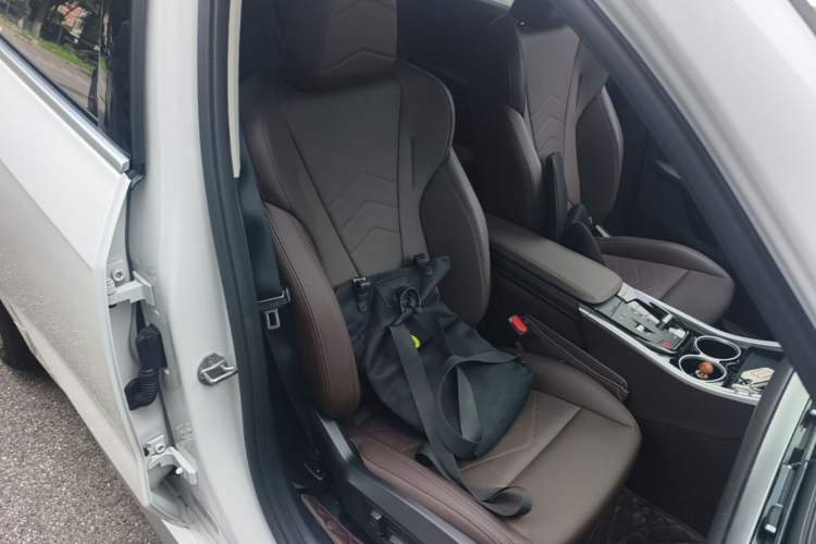 Used BMW X1 2024 sDrive25Li M Sport Package Right Front Seat