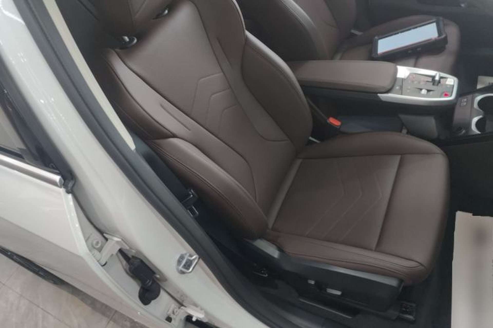 Used BMW X1 2024 sDrive25Li X Design Package Right Front Seat