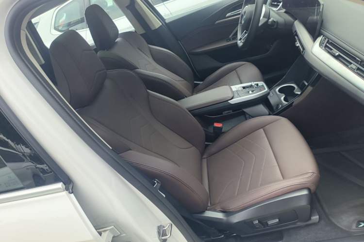 Used BMW X1 2024 sDrive25Li M Sport Package Right Front Seat