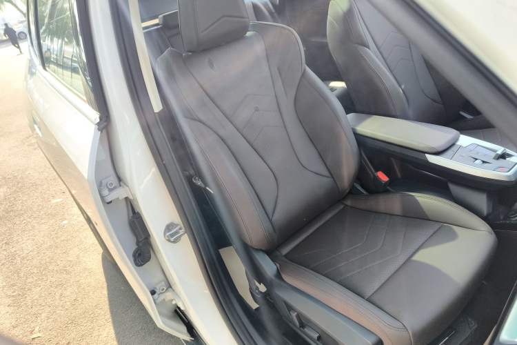 Used BMW X1 2024 sDrive25Li X Design Package Right Front Seat