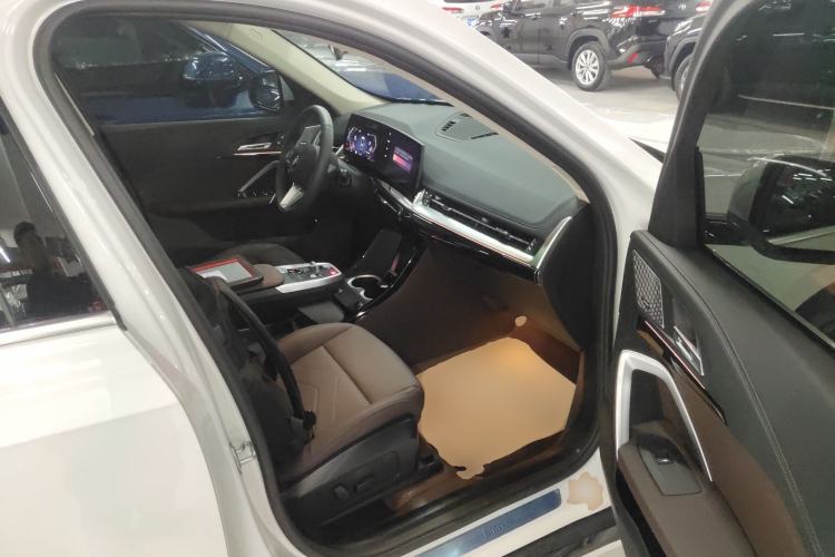 Used BMW X1 2024 sDrive25Li X Design Package Right Front Seat