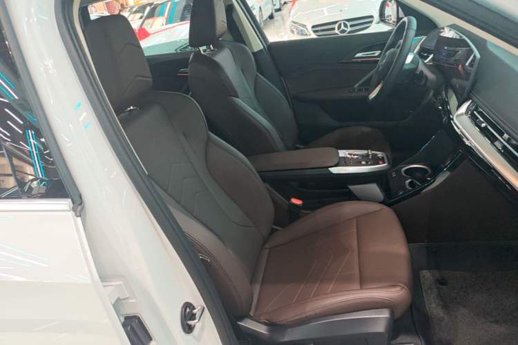 Used BMW X1 2024 sDrive25Li X Design Package Right Front Seat