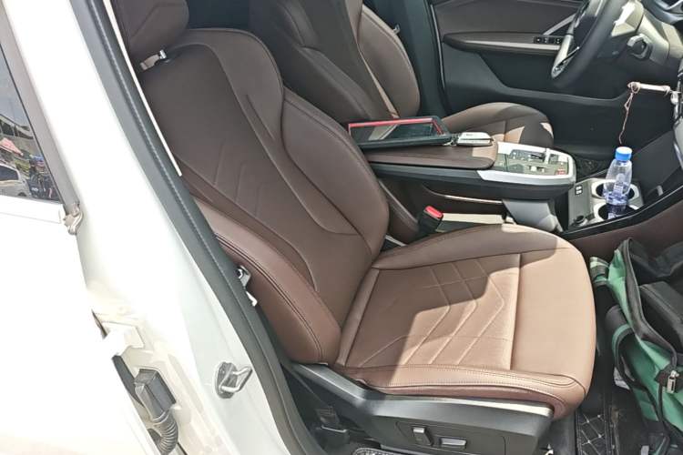 Used BMW X1 2024 sDrive25Li M Sport Package Right Front Seat