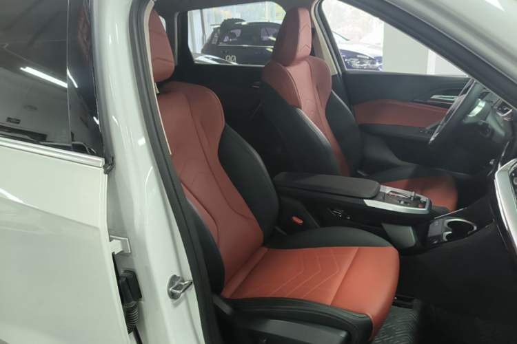 Used BMW X1 2024 sDrive25Li X Design Package Right Front Seat