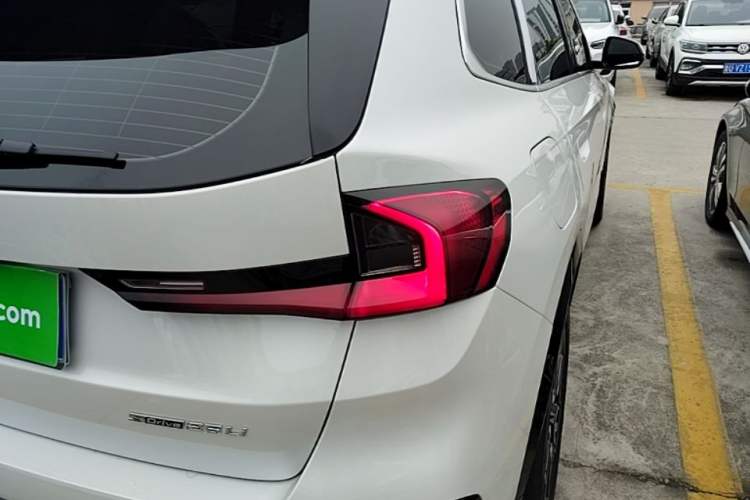 Used BMW X1 2024 sDrive25Li X Design Package Right Rear Taillight