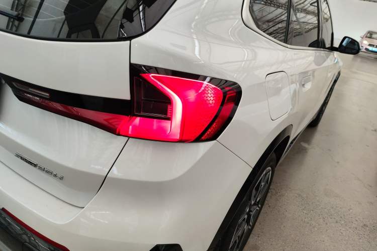 Used BMW X1 2024 sDrive25Li X Design Package Right Rear Taillight