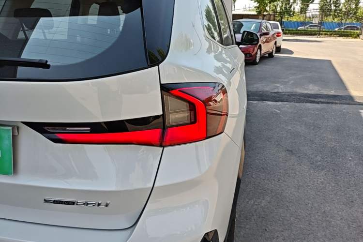 Used BMW X1 2024 sDrive25Li X Design Package Right Rear Taillight