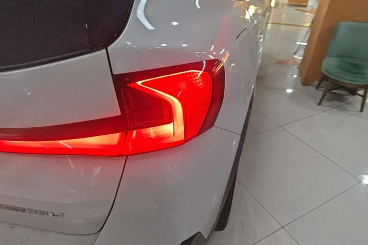 Used BMW X1 2024 sDrive25Li X Design Package Right Rear Taillight