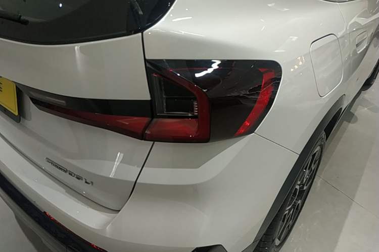 Used BMW X1 2024 sDrive25Li X Design Package Right Rear Taillight