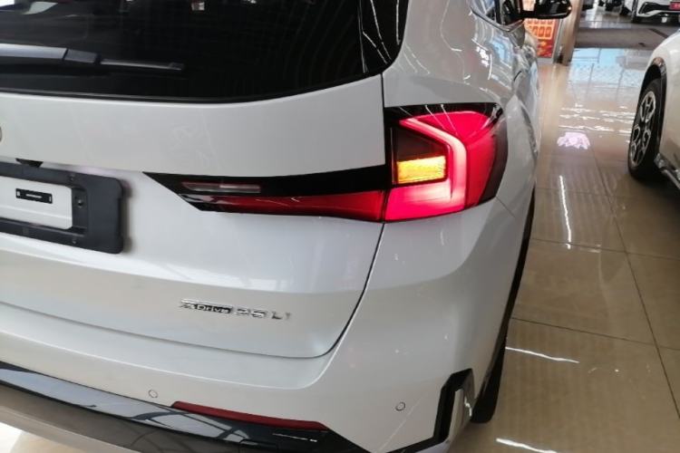 Used BMW X1 2024 sDrive25Li X Design Package Right Rear Taillight