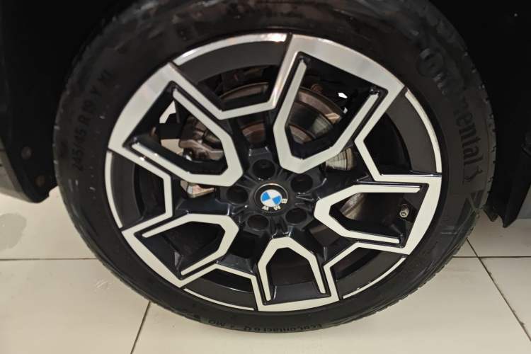 Used BMW X1 2024 sDrive25Li X Design Package Right Rear Wheel Hub