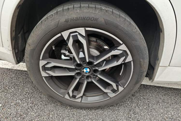 Used BMW X1 2024 sDrive25Li M Sport Package Right Rear Wheel Hub