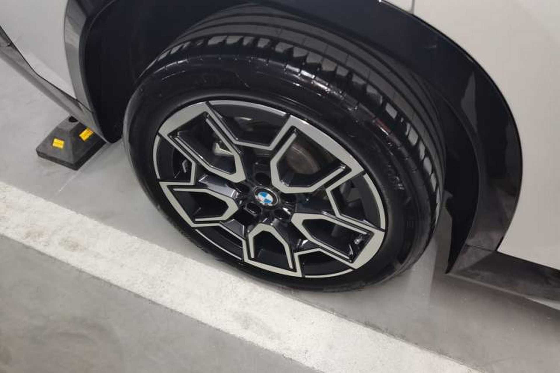 Used BMW X1 2024 sDrive25Li X Design Package Right Rear Wheel Hub