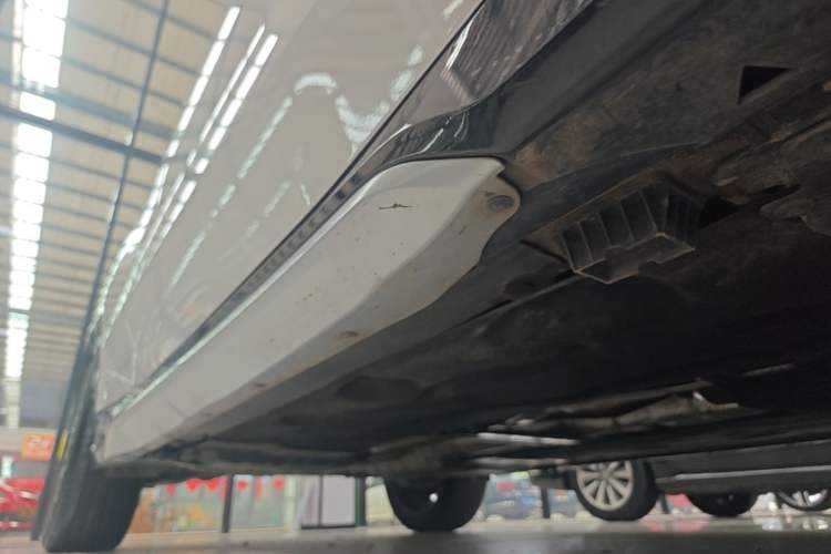 Used BMW X1 2024 sDrive25Li X Design Package Right Side Sill