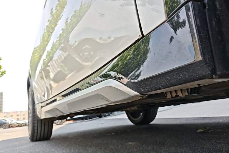 Used BMW X1 2024 sDrive25Li X Design Package Right Side Sill