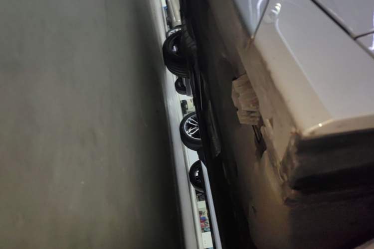 Used BMW X1 2024 sDrive25Li M Sport Package Right Side Sill