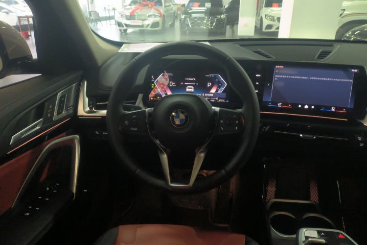Used BMW X1 2024 sDrive25Li X Design Package Steering Wheel