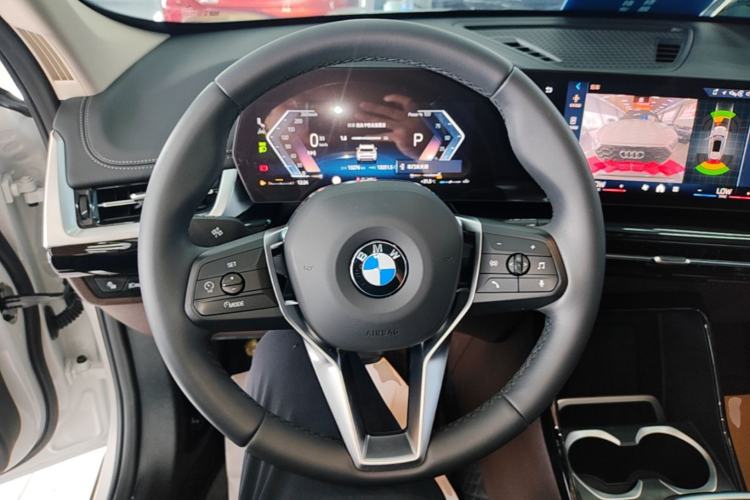 Used BMW X1 2024 sDrive25Li X Design Package Steering Wheel