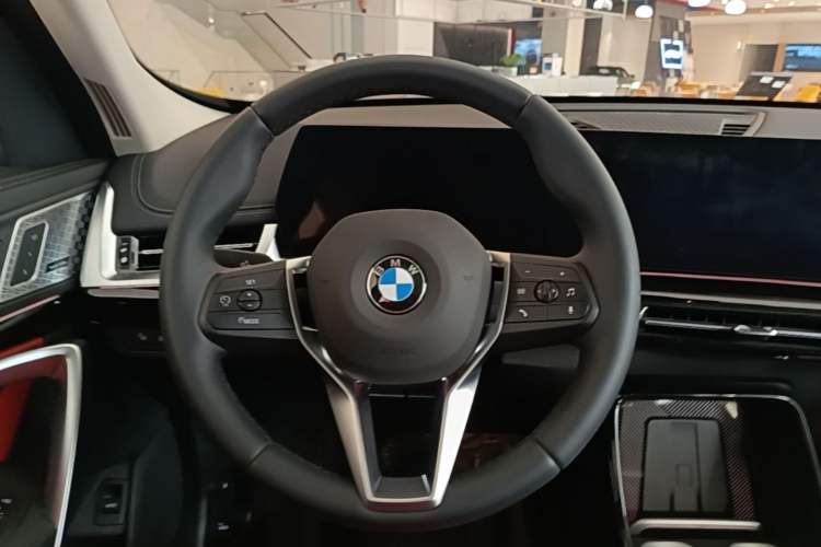 Used BMW X1 2024 sDrive25Li X Design Package Steering Wheel