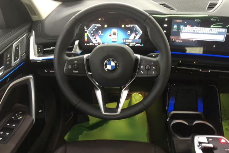 Used BMW X1 2024 sDrive25Li X Design Package Steering Wheel