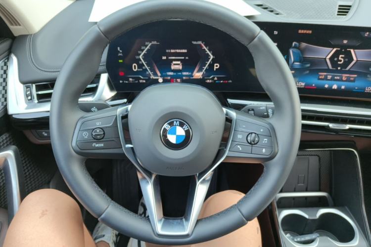 Used BMW X1 2024 sDrive25Li X Design Package Steering Wheel
