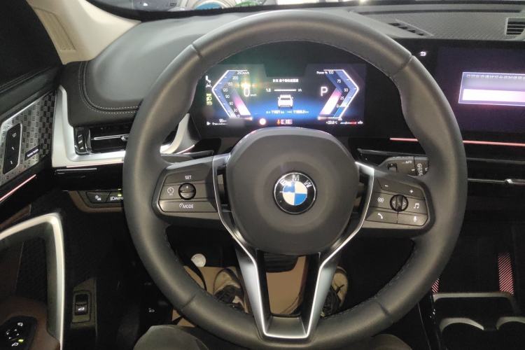 Used BMW X1 2024 sDrive25Li X Design Package Steering Wheel