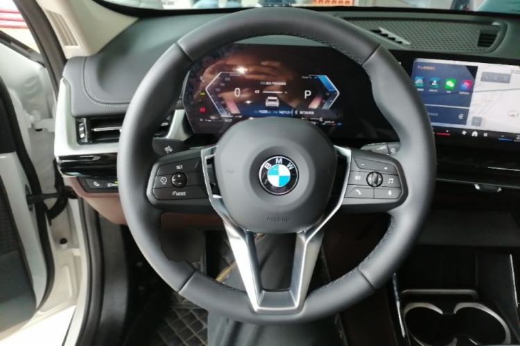 Used BMW X1 2024 sDrive25Li X Design Package Steering Wheel