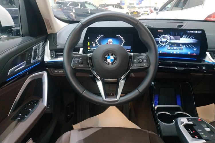 Used BMW X1 2024 sDrive25Li X Design Package Steering Wheel