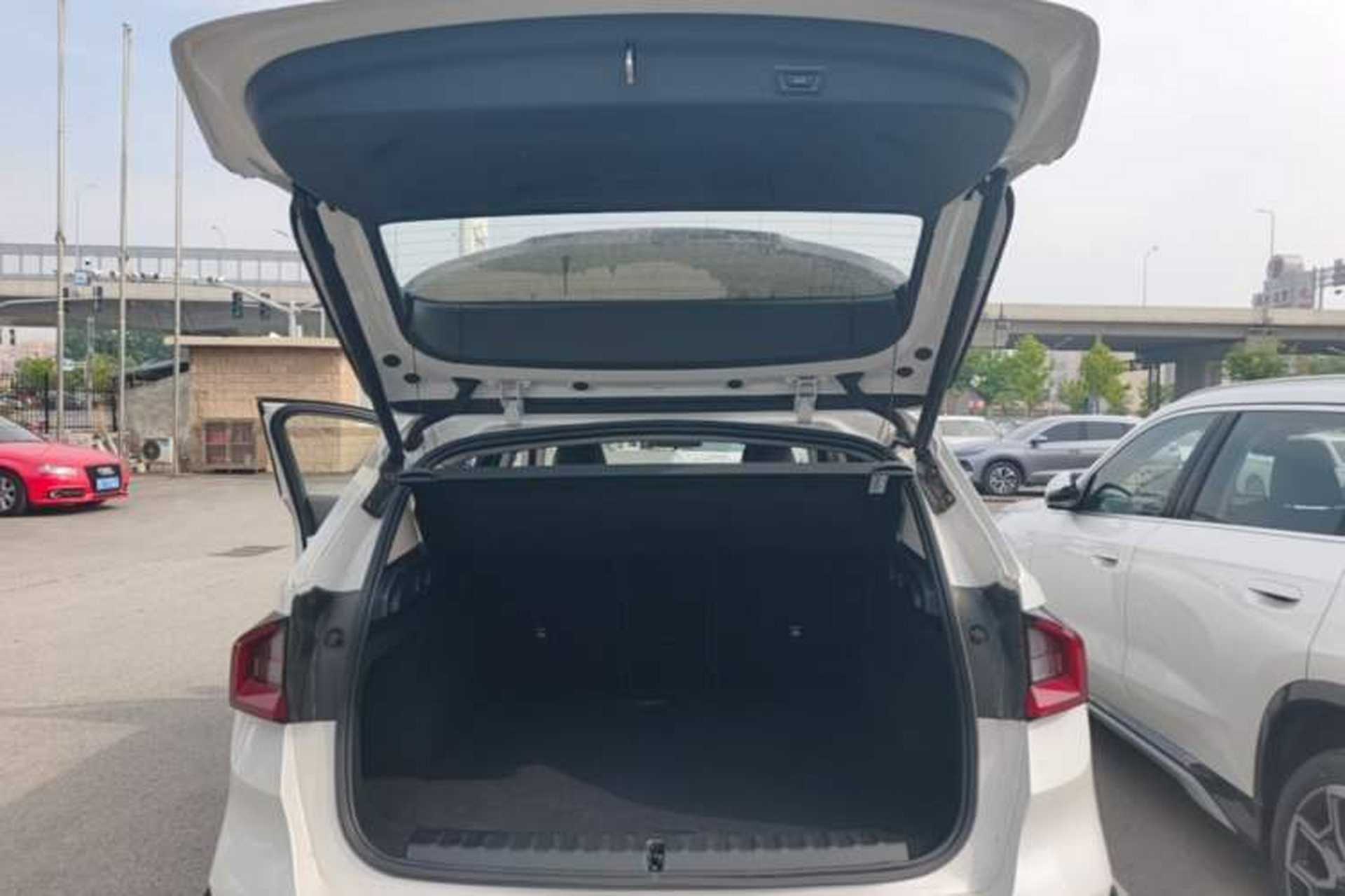 Used BMW X1 2024 sDrive25Li X Design Package Trunk
