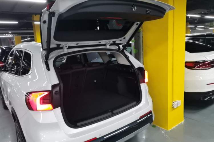 Used BMW X1 2024 sDrive25Li X Design Package Trunk