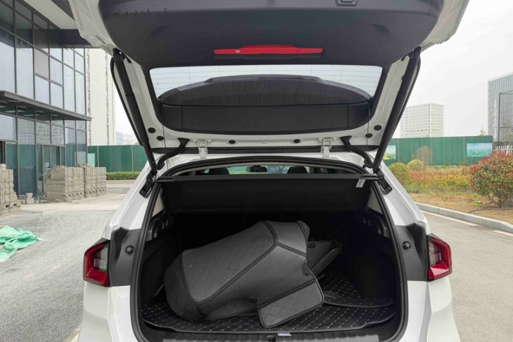 Used BMW X1 2024 sDrive25Li X Design Package Trunk