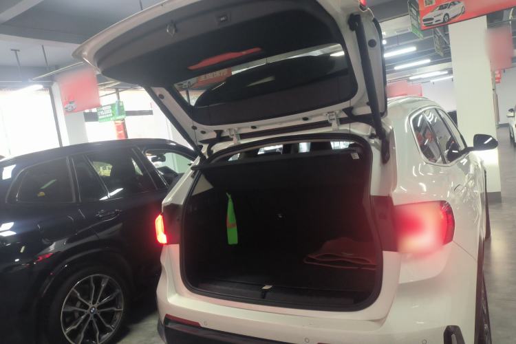Used BMW X1 2024 sDrive25Li X Design Package Trunk